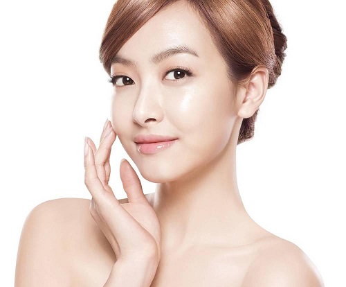 Kem nhau thai cừu Careline Lanolin Cream có chất kem mềm mịn, thẩm thấu sâu đem lại hiệu quả nhanh chóng