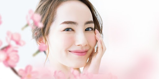 Serum giúp loại sạch mụn trứng cá, mụn cám và mụn đầu đen, giúp da đều màu rạng rỡ
