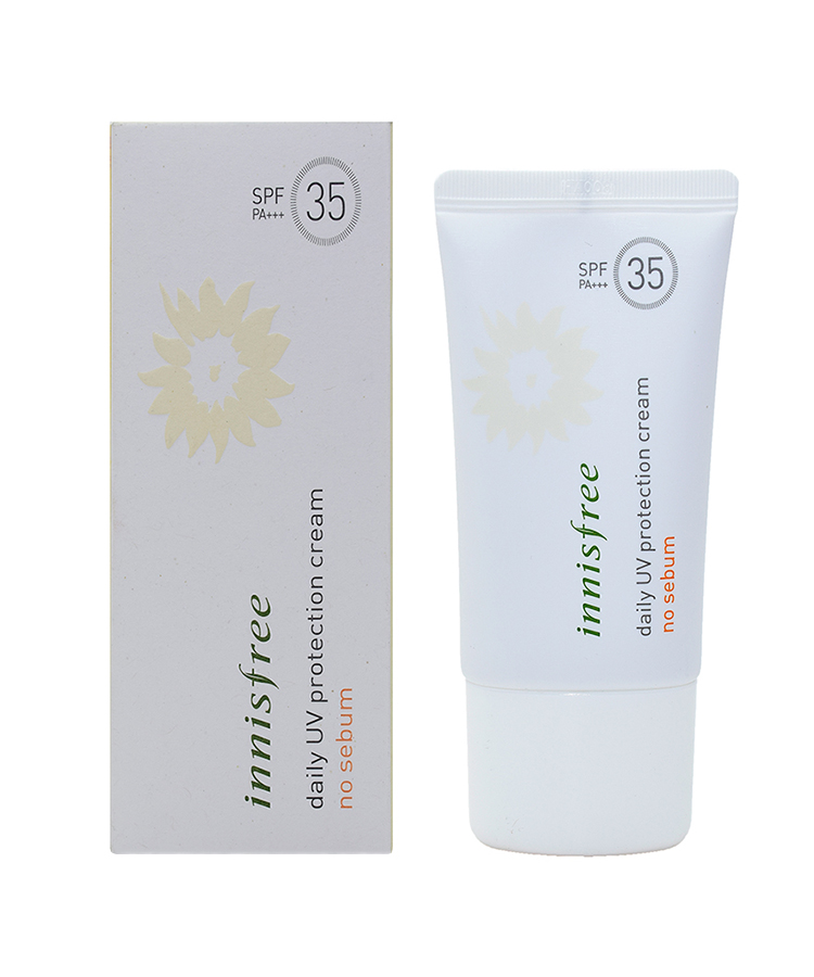 Kem-Chong-Nang-Innisfree-Cho-Da-Dau-SPF-35-PA-2660.jpg