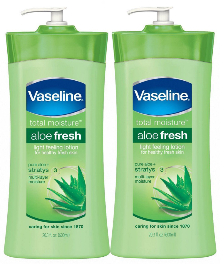 sua-duong-the-duong-am-vaseline-total-moisture